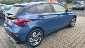 Hyundai i20 Family Family*Navi*Shzg*Lhzg*PDC*Cam*16Zoll*ACA... Bild 4
