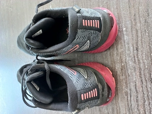 Laufschuhe ASICS Größe 40 Bild 3