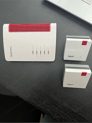 AVM Mesh-Set: Fritz!Box 7530 AX + 2x FRITZ!Repeater 1200 AX (Wi-Fi 6) Bild 2