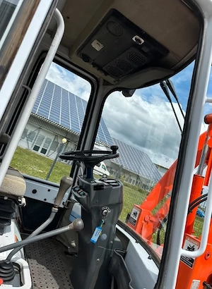 Kubota Radlader Hoflader Bild 6