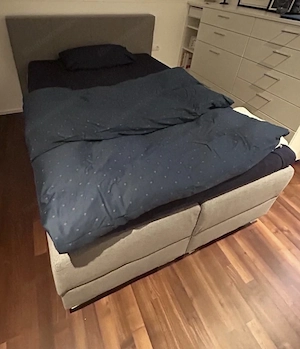 Boxspringbett mit Bettkasten 