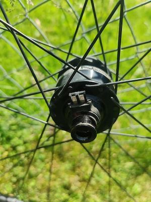 Cube ra 0.8 cx w hub dynamo Laufrad Bild 5