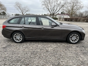  BMW 318Touring mit Ahk-Pan-Nichtraucher
