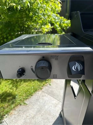 Neuwertiger Napoleon Gasgrill