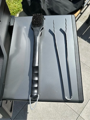 RESERVIERT Neuwertiger Napoleon Gasgrill Bild 6