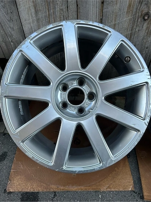 Audi S3 8l 7jx17 5x100 Felgen Bild 2