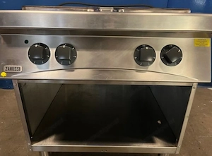 Elektroherd Gastro 400 V 4 Platten Herd Zanussi  Bild 2