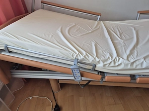 Pflegebett Bild 3