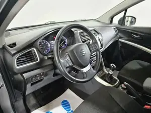 Suzuki SX4 Bild 6