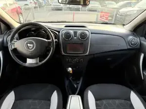 Dacia Sandero Bild 7