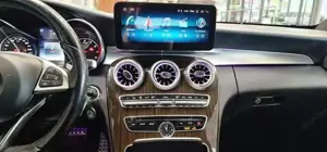 Mercedes-Benz C 300 Bild 12