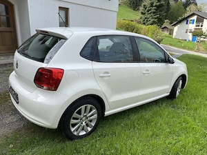 VW Polo nur 94000 km! Bild 3