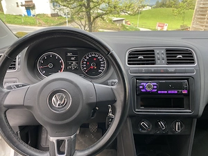 VW Polo nur 94000 km! Bild 6