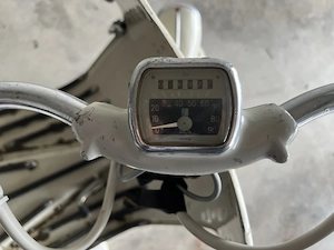 Vespa Faro Basso BJ1954 Bild 2