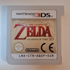 The Legend of Zelda: Ocarina of Time 3D (Nintendo 3DS) Gold-Cover Erstauflage Bild 3