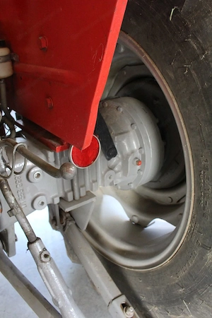 Massey Ferguson 255-8 Bild 7