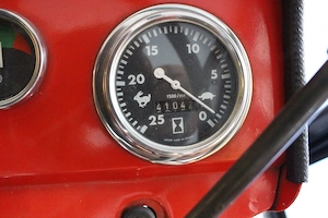 Massey Ferguson 255-8 Bild 8