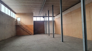 Lager Werkstatt Bild 3