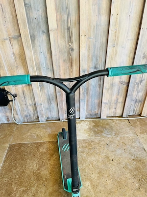 Bestial Wolf Rocky R12 Scooter Stuntscooter für Erwachsene  Bild 2