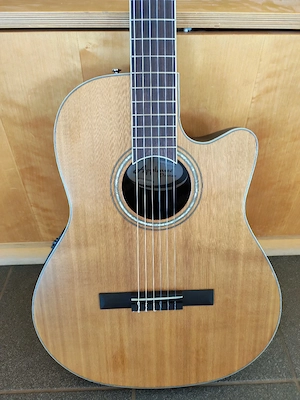Ovation Applause  Bild 4