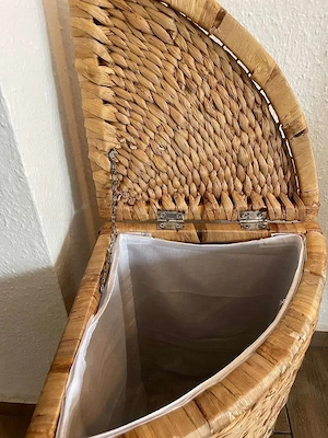 Wäschekorb Rattan für die Ecke Bild 2