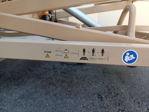 Pflegebett Burmeier elektrisch - neuwertig! Bild 4