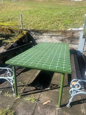 Gartentisch