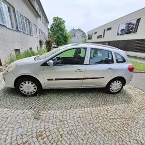 Renault Clio Bild 2