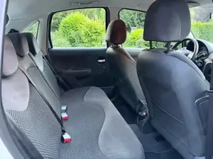 Citroen C3 1.4 NUR 76.000 Km TÜV NEU 2.Besitz Bild 6