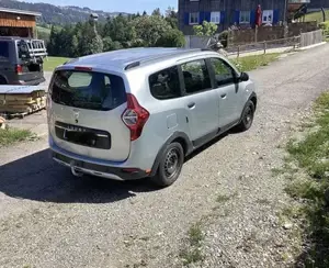Dacia Lodgy Blue dCi 115 Celebration Bild 3