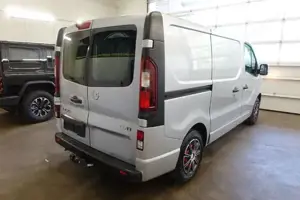 Opel Vivaro Bild 10