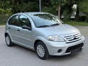 Citroen C3 1.4 NUR 76.000 Km TÜV NEU 2.Besitz Bild 5