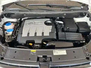 VW Caddy Bild 17