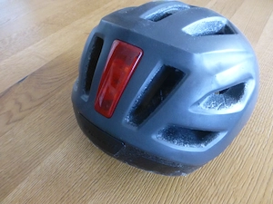 Kinder Fahrradhelm "Spezialized" LED Rückleuchte Top Bild 3