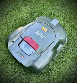 Husqvarna   Electrolux Automower G2 * inkl. Basisstation * funktionstüchtig * Ersatzteile