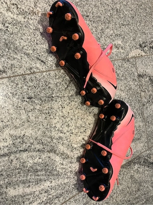 Nike Fussballschuhe Gr. 36,5 Bild 2