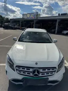 Mercedes benz GLA200 automatk Bild 3