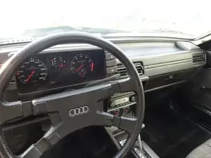 Audi 80 Bild 5