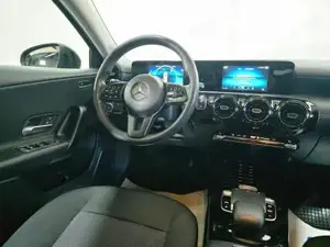 Mercedes-Benz A-Klasse Bild 7