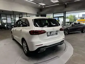 Mercedes-Benz B 200 Bild 9