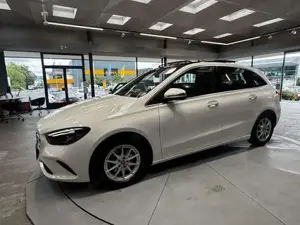 Mercedes-Benz B 200 Bild 7