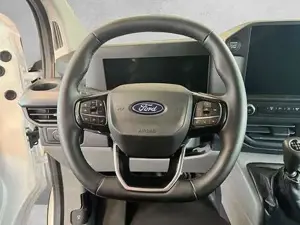 Ford Transit Bild 9