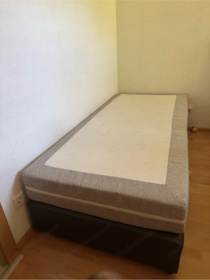 Bett 180x200 