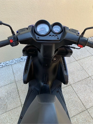 Yamaha Aerox Bild 5