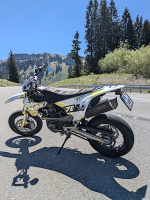 Husqvarna 701 Supermoto 2022 Bild 10