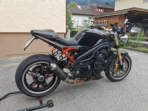 Triumph Speed Triple Bild 2