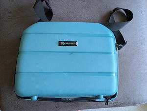 Suitcase hellblau 