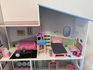 Barbiehaus   Puppenhaus Bild 3