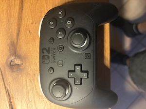 Switch 2 + Orignal Switch 2 Pro controller Bild 4