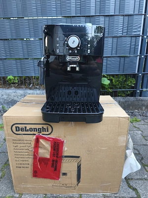 DeLonghi Magnifica S Kaffeevollautomat   WIE NEU Bild 2